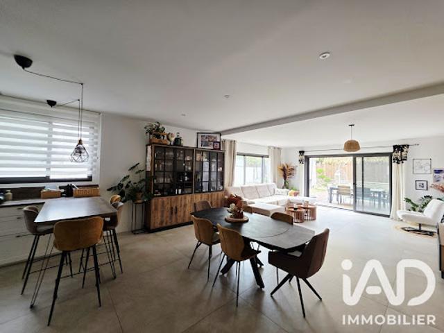 Vente Maison 5 pièces 168 m2 Pompignac