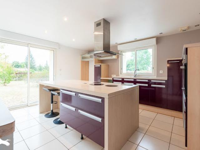 Vente Maison 5 pièces 169 m2 Roquefort