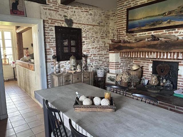 Vente Maison 5 pièces 169 m2 Valence D Agen