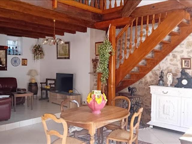 Vente Maison 5 pièces 160 m2 Meilhards