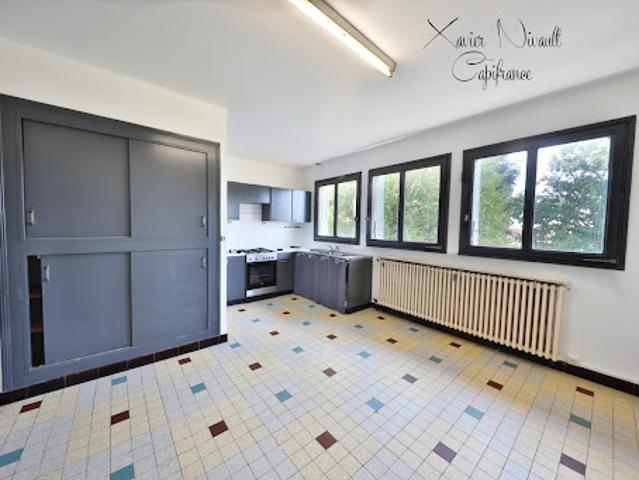 Vente Maison 5 pièces 160 m2 Montrevel en Bresse