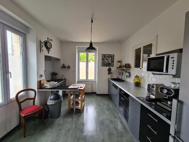 Vente Maison 5 pièces 160 m2 Neuvic