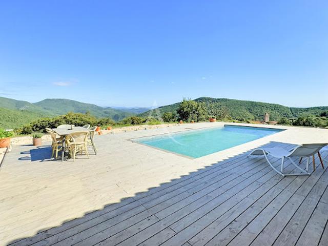 Vente Maison 5 pièces 160 m2 Oms