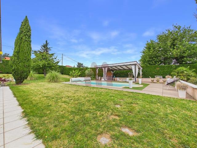 Vente Maison 5 pièces 160 m2 Lentilly