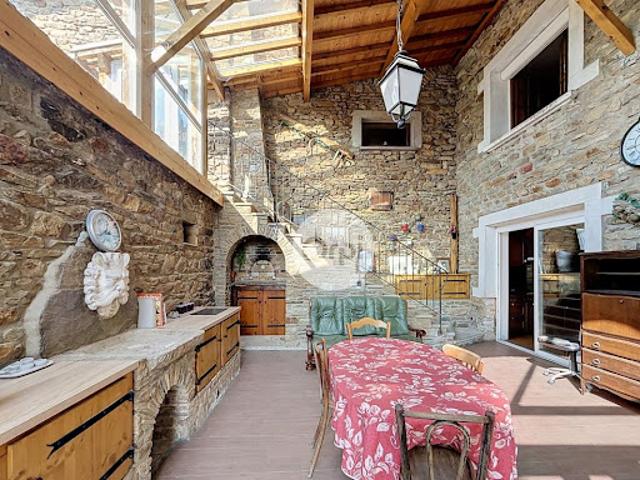 Vente Maison 5 pièces 160 m2 Sainte Catherine