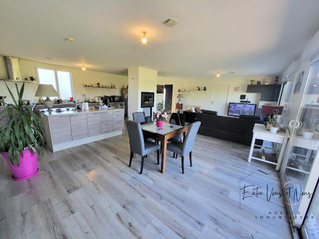 Vente Maison 5 pièces 161 m2 Birac