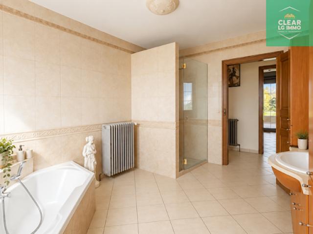Vente Maison 5 pièces 162 m2 Beuveille