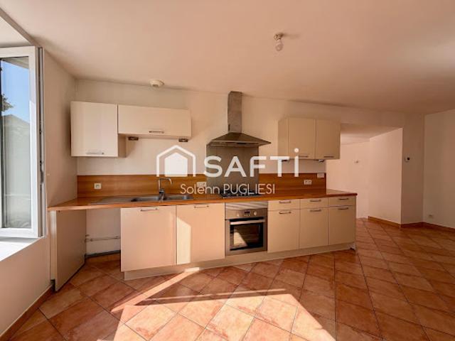 Vente Maison 5 pièces 162 m2 Gillonnay
