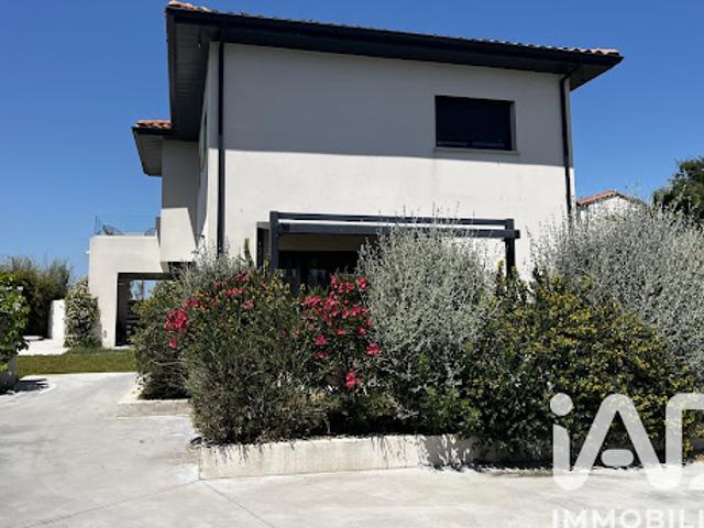 Vente Maison 5 pièces 162 m2 Sainte marie la mer