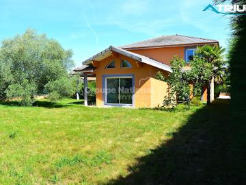 Vente Maison 5 pièces 163 m2 Villeneuve