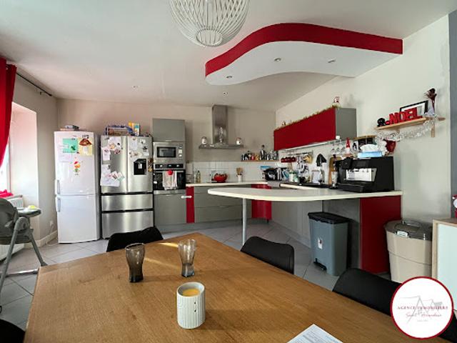 Vente Maison 5 pièces 174 m2 Saint Georges de Poisieux