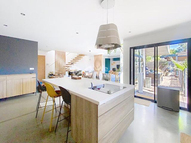 Vente Maison 5 pièces 174 m2 Saint jean de vedas