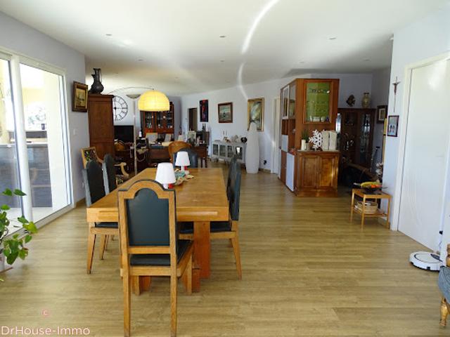 Vente Maison 5 pièces 174 m2 Sainte Marthe