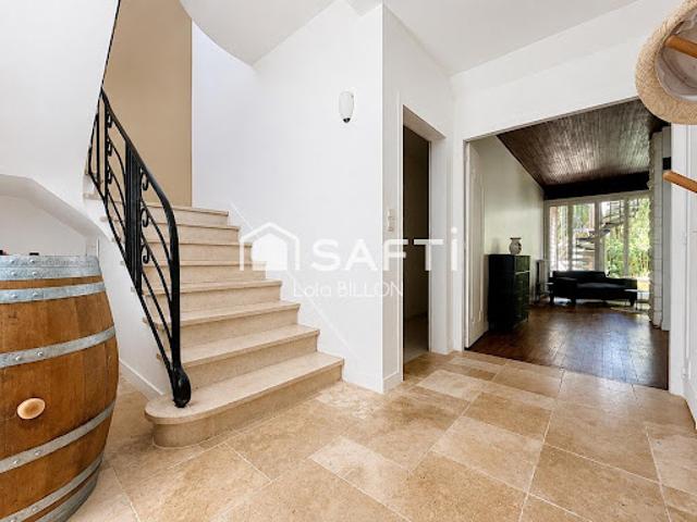 Vente Maison 5 pièces 174 m2 Talence