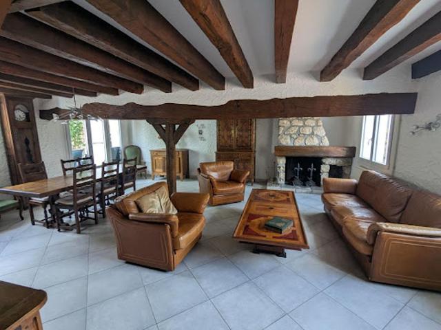 Vente Maison 5 pièces 175 m2 Saint Jean de la Ruelle