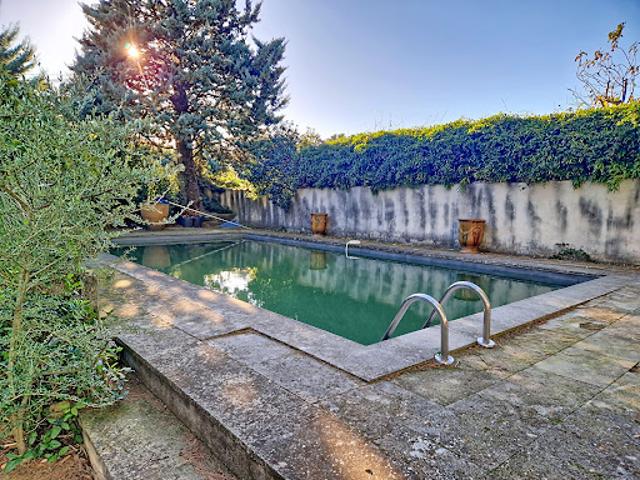 Vente Maison 5 pièces 175 m2 Villeneuve les avignon