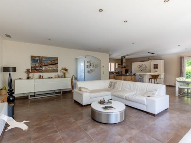 Vente Maison 5 pièces 177 m2 Lanta