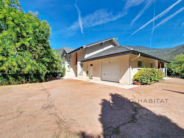 Vente Maison 5 pièces 177 m2 Saint Barthélemy de Séchilienne