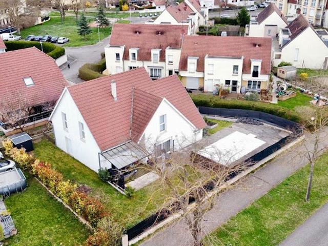 Vente Maison 5 pièces 177 m2 Volgelsheim