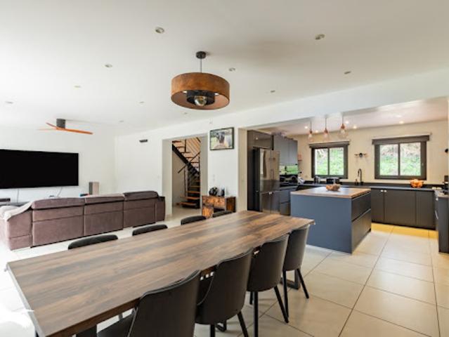 Vente Maison 5 pièces 178 m2 Les Pujols