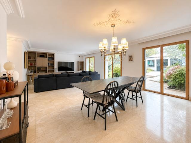 Vente Maison 5 pièces 178 m2 Rueil Malmaison