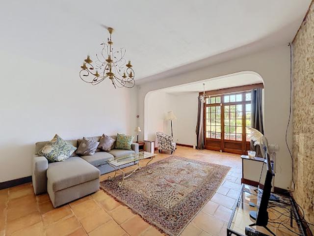 Vente Maison 5 pièces 179 m2 Bellevigne