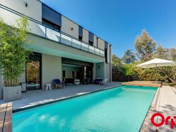 Vente Maison 5 pièces 179 m2 Caluire et Cuire