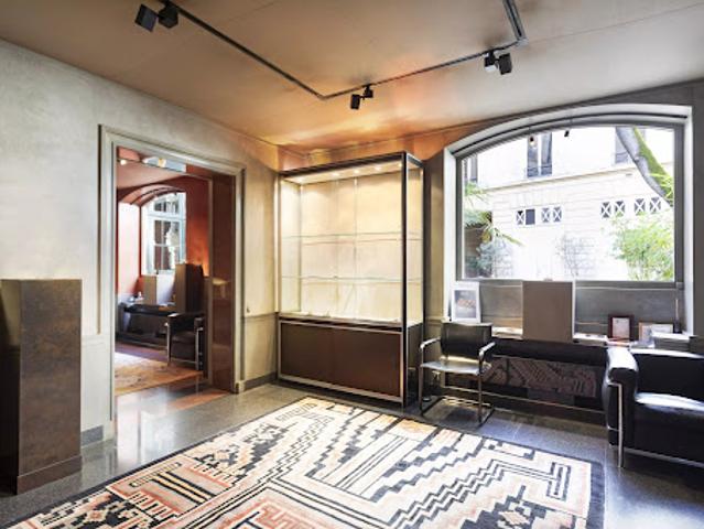 Vente Maison 5 pièces 179.2 m2 Paris 8ème