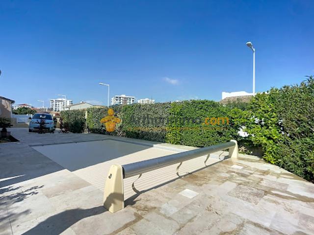 Vente Maison 5 pièces 179.45 m2 Perpignan