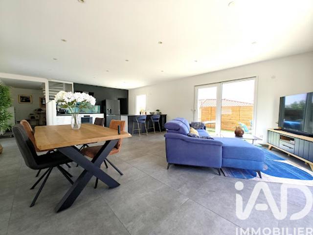 Vente Maison 5 pièces 170 m2 Mezel