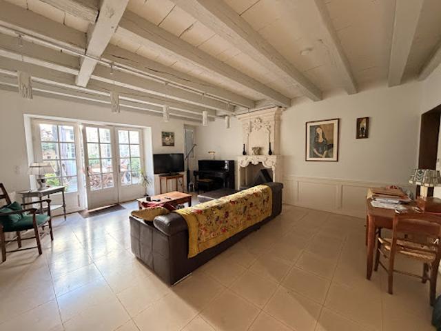 Vente Maison 5 pièces 170 m2 Angouleme