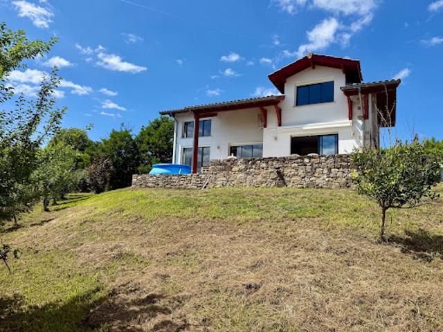 Vente Maison 5 pièces 170 m2 Halsou