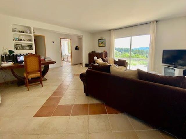Vente Maison 5 pièces 170 m2 Le Castellet