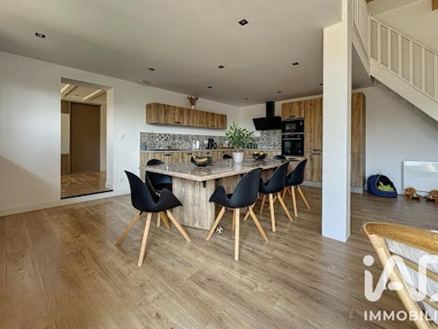 Vente Maison 5 pièces 170 m2 Longeves