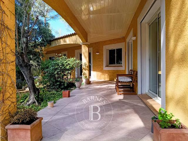 Vente Maison 5 pièces 170 m2 Saint Clément de Rivière