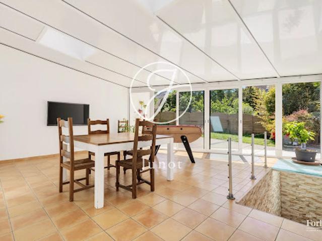 Vente Maison 5 pièces 170.93 m2 Rueil Malmaison