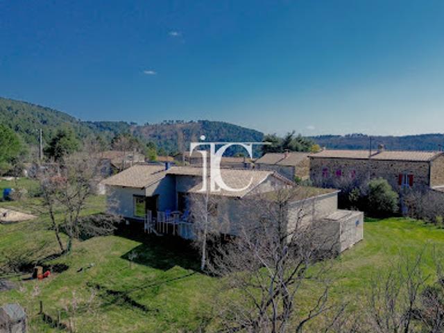 Vente Maison 5 pièces 171 m2 Chambon