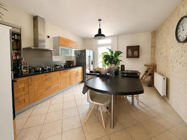 Vente Maison 5 pièces 171 m2 Saint Doulchard