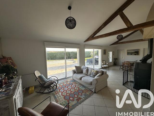 Vente Maison 5 pièces 171 m2 Saint Doulchard