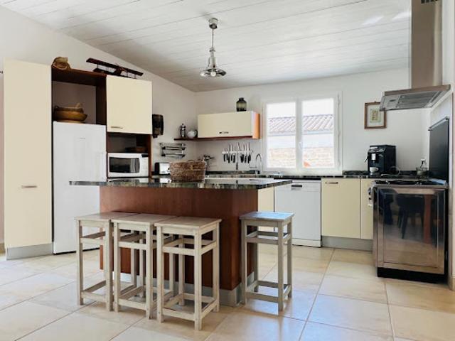 Vente Maison 5 pièces 172.7 m2 Le bois plage en re