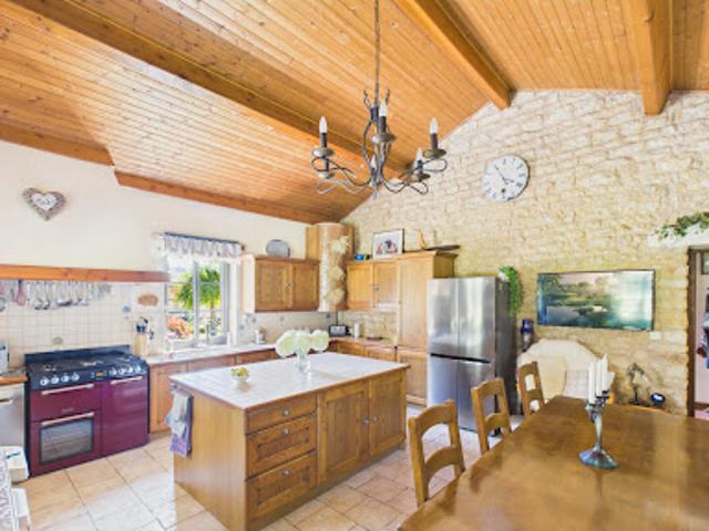 Vente Maison 5 pièces 172 m2 Saint Vincent la Châtre