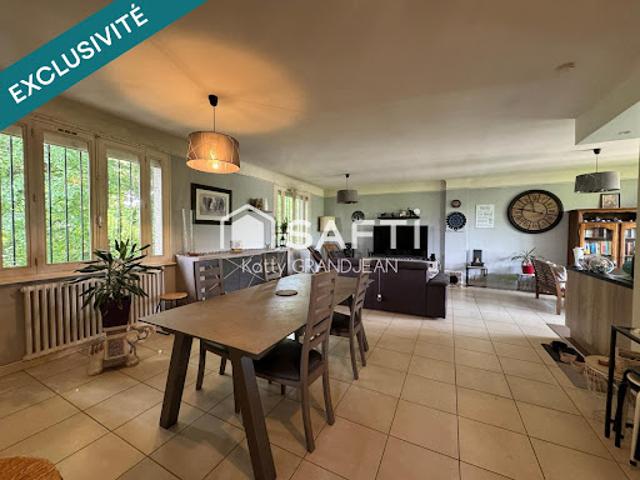 Vente Maison 5 pièces 173 m2 Péronnas