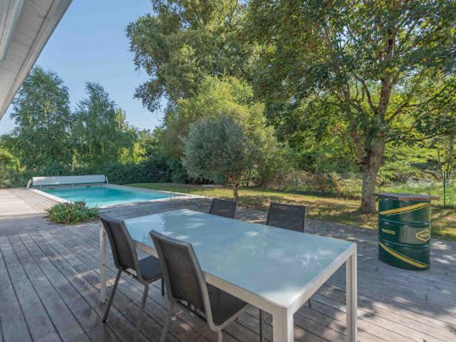 Vente Maison 5 pièces 173 m2 Quinsac