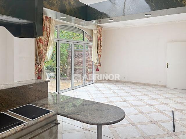 Vente Maison 5 pièces 184 m2 Valenciennes