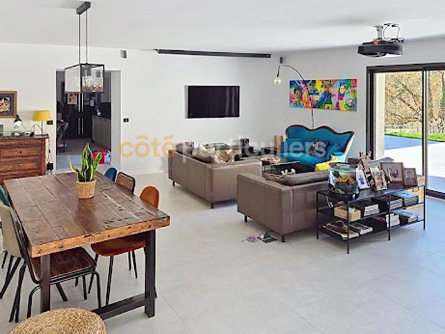 Vente Maison 5 pièces 185 m2 Milon la Chapelle