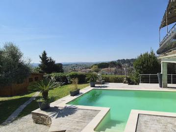 Vente Maison 5 pièces 185 m2 Les Angles