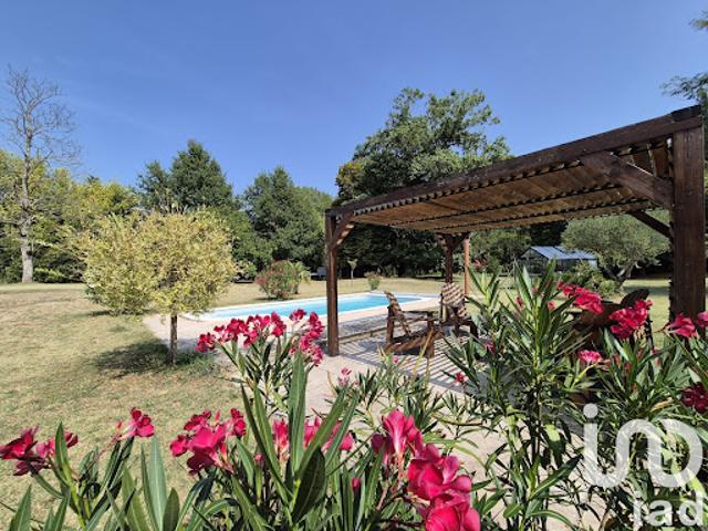 Vente Maison 5 pièces 185 m2 Scorbé Clairvaux