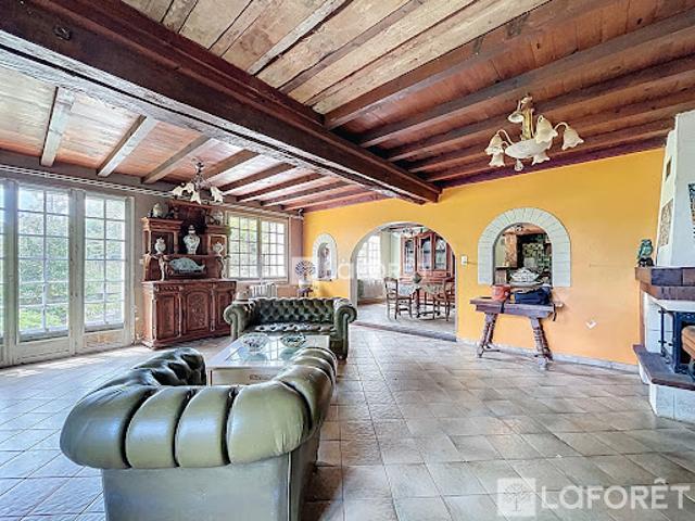 Vente Maison 5 pièces 185.4 m2 Sainte Anne sur Gervonde