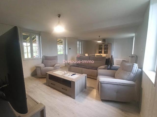Vente Maison 5 pièces 186 m2 Mesnil Rousset