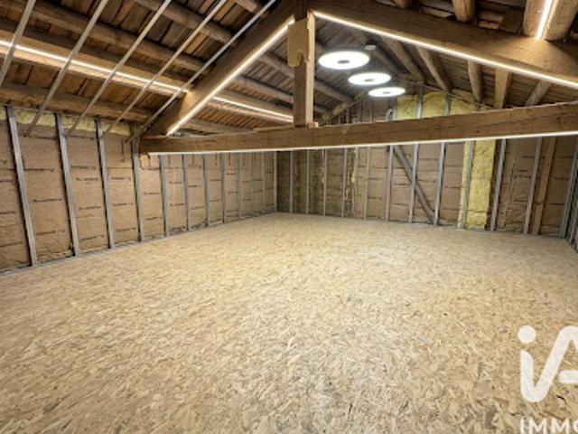 Vente Maison 5 pièces 186 m2 Le Bessat